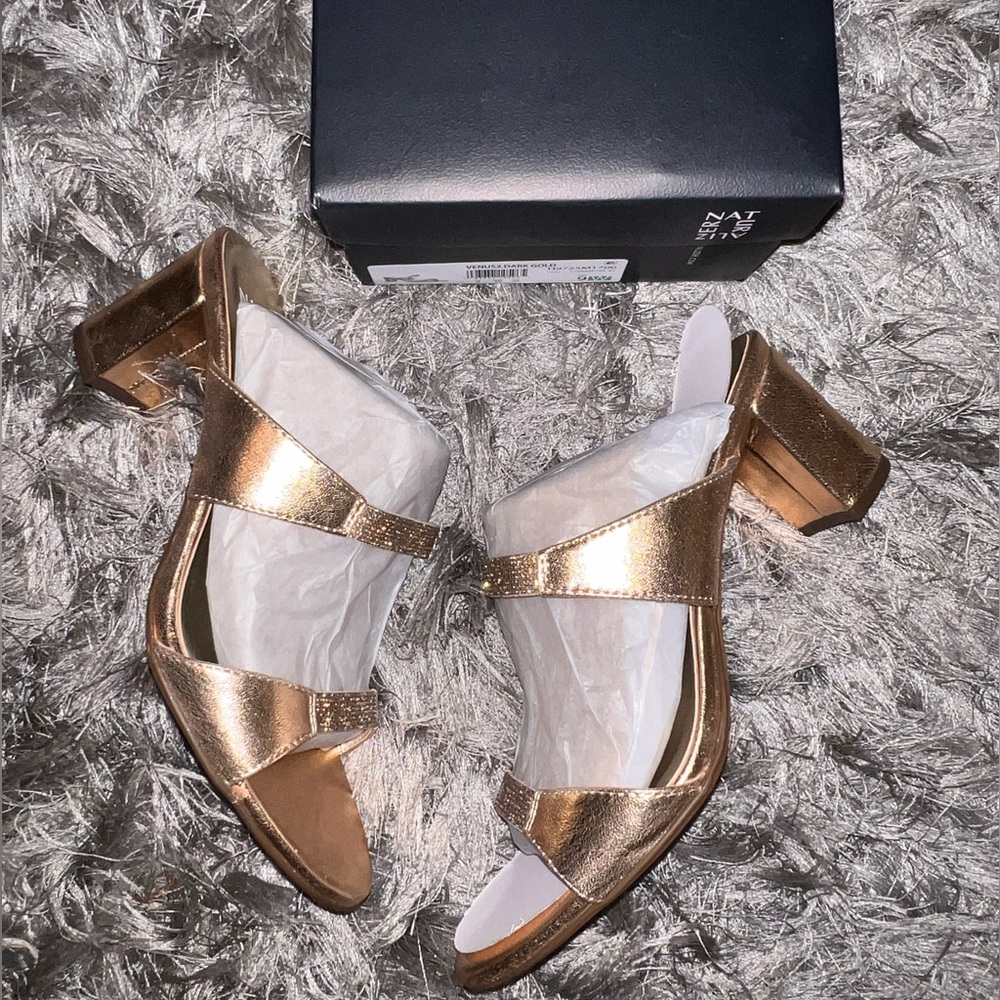 NIB Naturalizer Metallic Gold Heeled Sandals - Picture 2 of 7